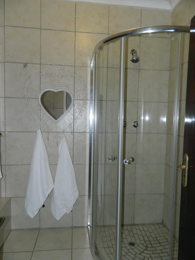 Guest House Gabby Klerksdorp Dış mekan fotoğraf