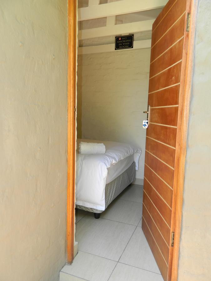 Guest House Gabby Klerksdorp Dış mekan fotoğraf